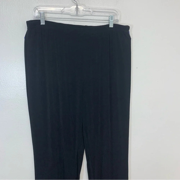 Ronni Nicole Pants Woman 1X Black Slinky Knit Pull On Straight Leg Stretch - Picture 2 of 11